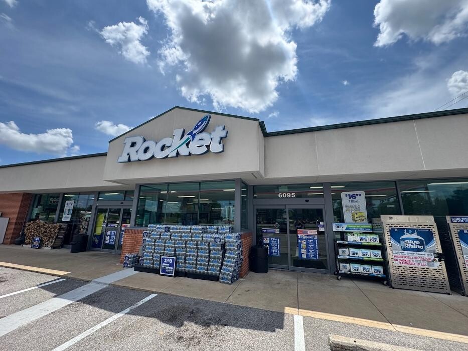 Images CoinFlip Bitcoin ATM - Rocket #4268 (St. Peters)