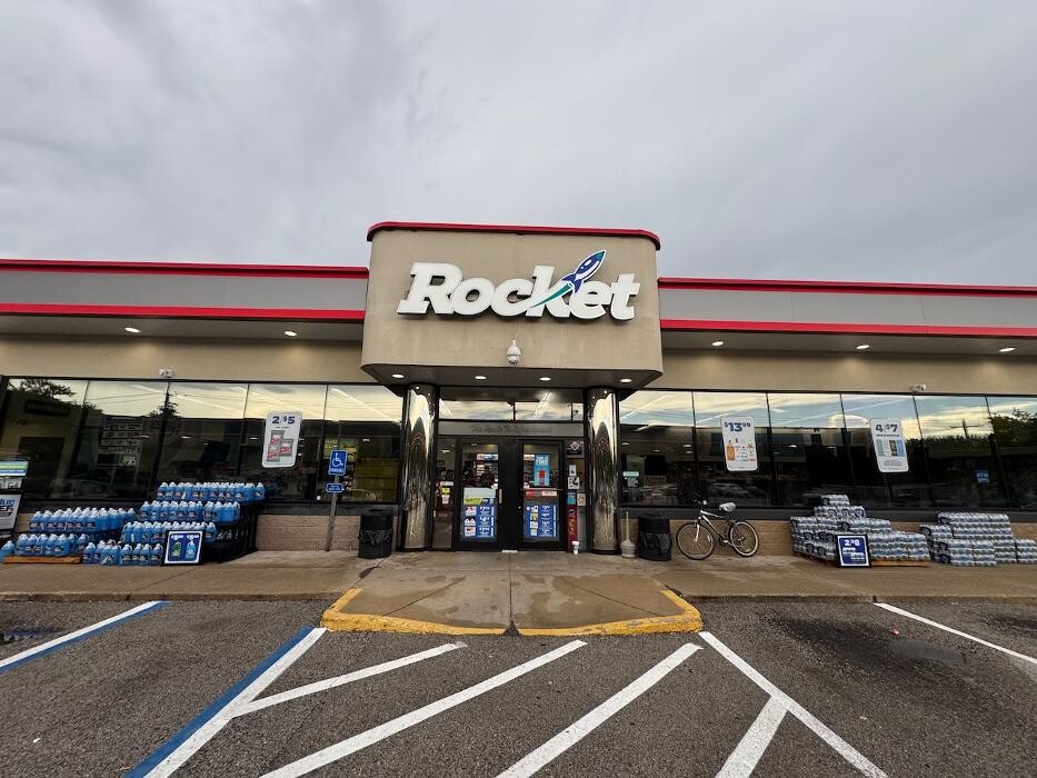 Images CoinFlip Bitcoin ATM - Rocket #4269 (Saint Charles)