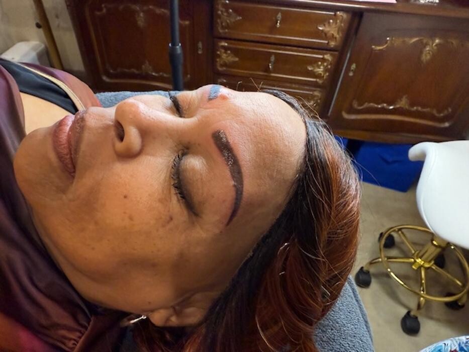 Images Lovesome Beauty Lounge