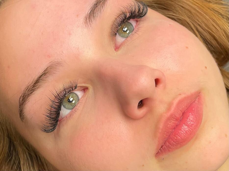 Images Lovesome Beauty Lounge