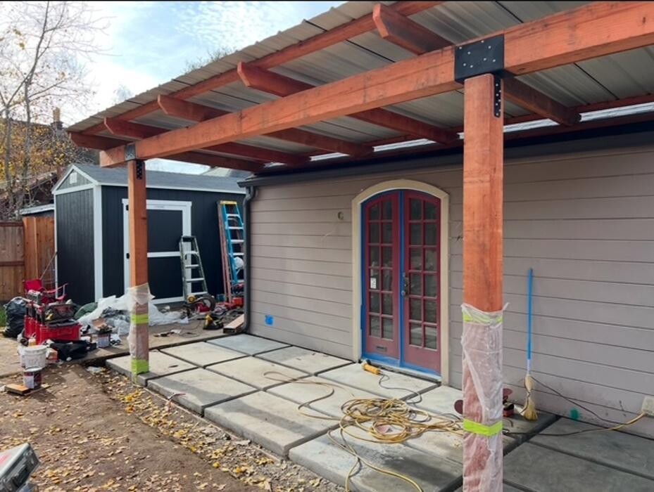 Images Aron Ambrus Construction
