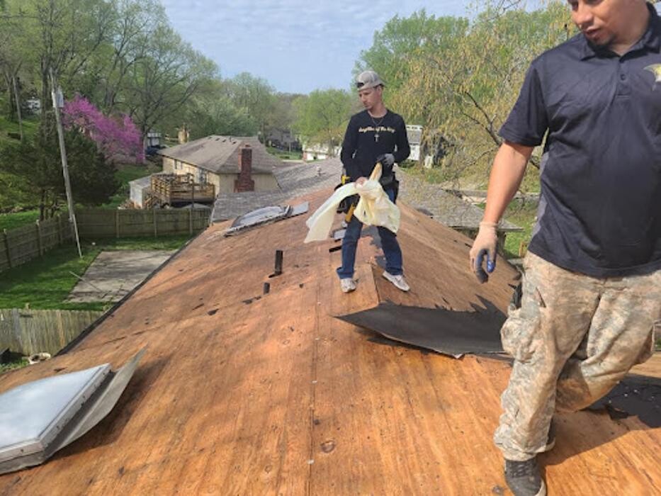 Images Kansas City Roofing Company