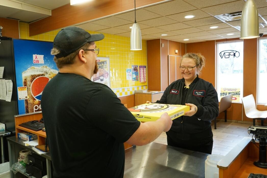 Images Hungry Howie's Pizza