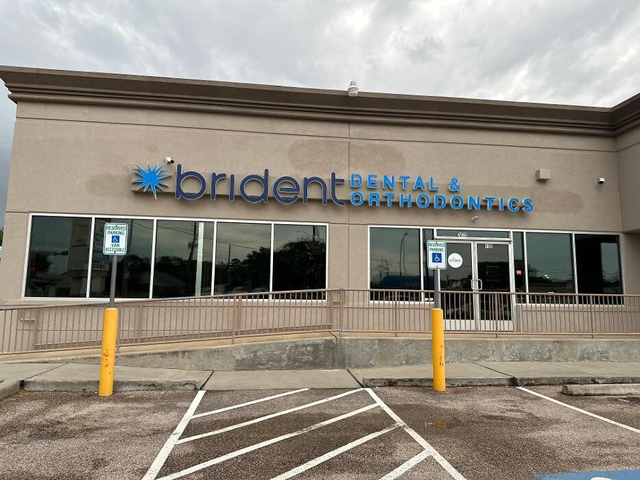 Images Brident Dental & Orthodontics
