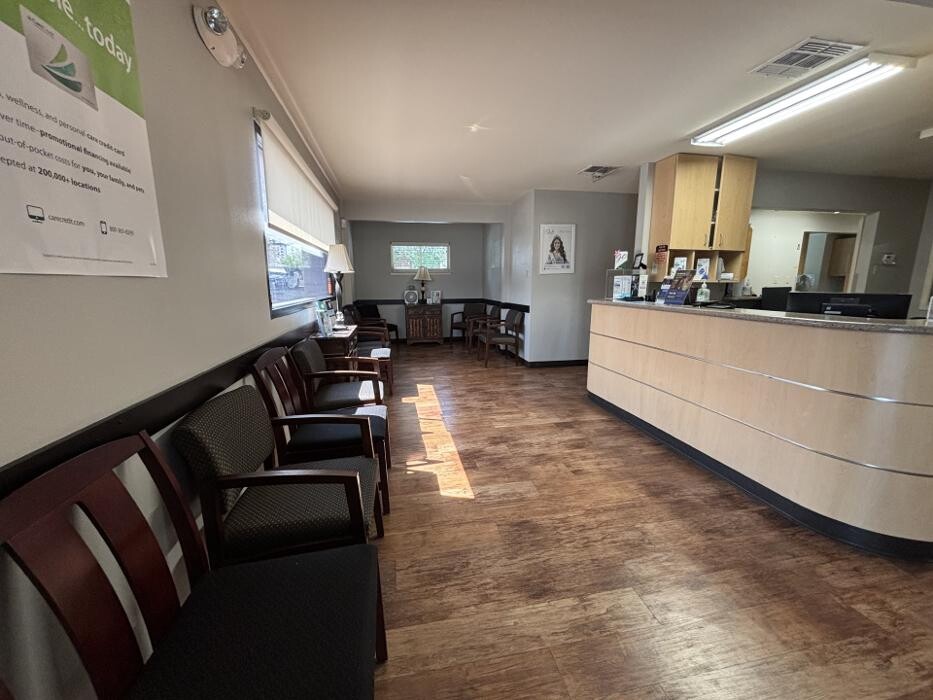 Images Pat Booker Dental Care & Orthodontics
