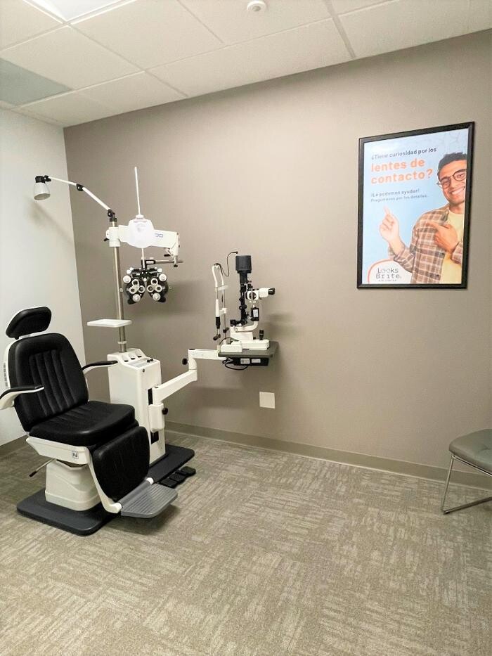 Images LooksBrite Eye Center