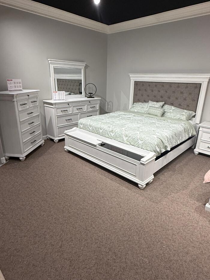 Images 5th Avenue Furniture