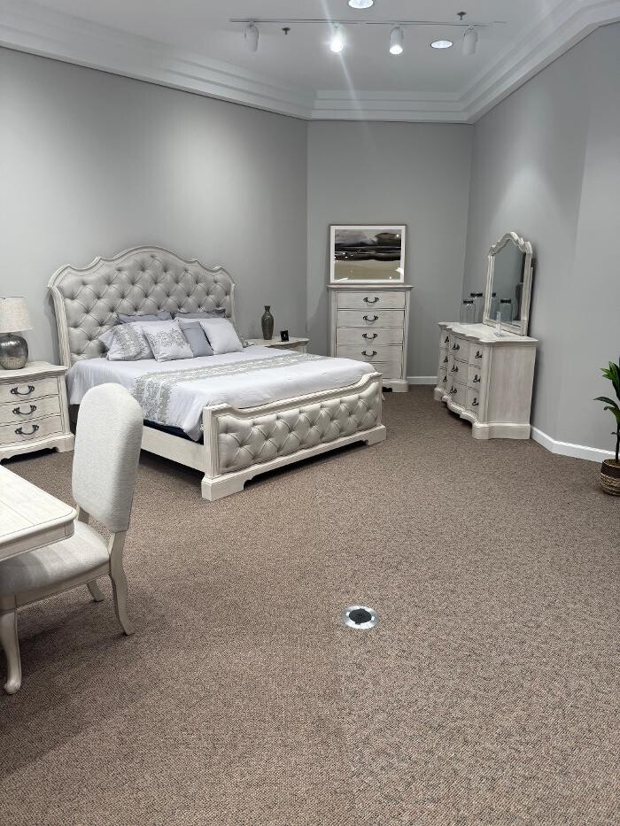 Images 5th Avenue Furniture