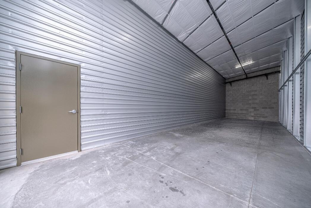 Images Indigo Self Storage - Robindale