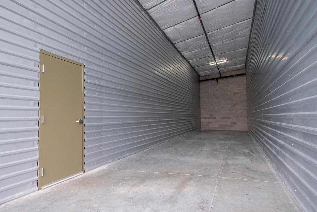Images Indigo Self Storage - Robindale