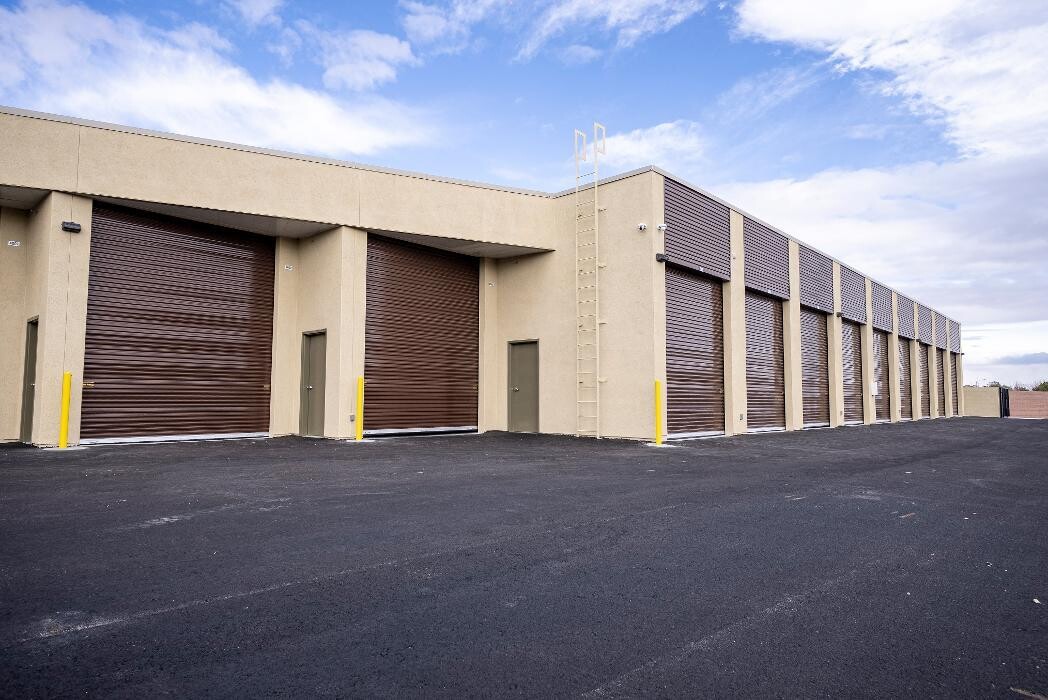 Images Indigo Self Storage - Robindale