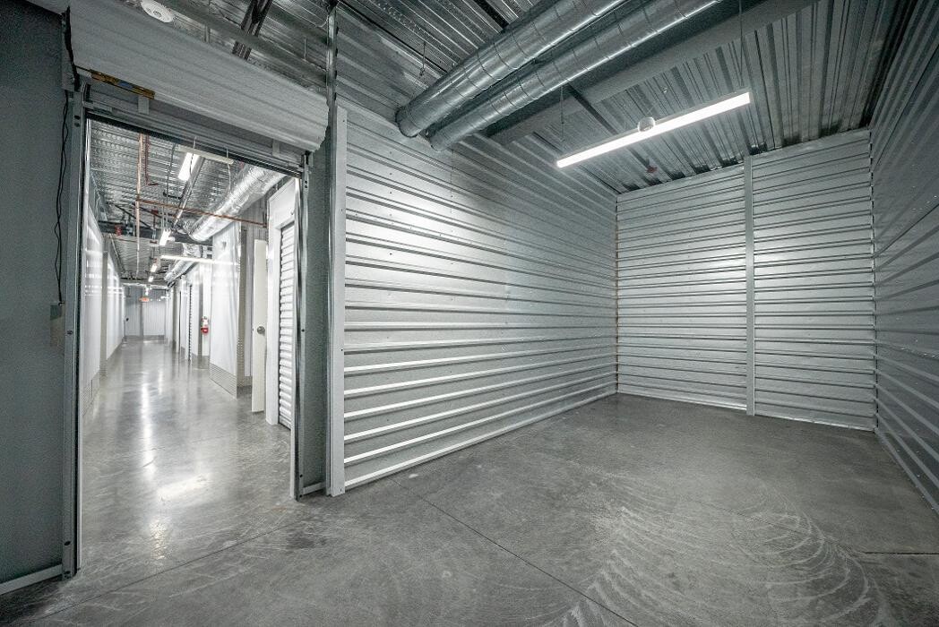 Images Indigo Self Storage - Robindale