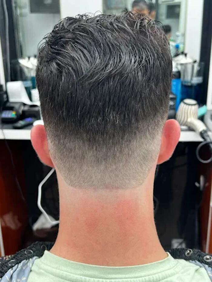 Images Efraim's Barber Shop