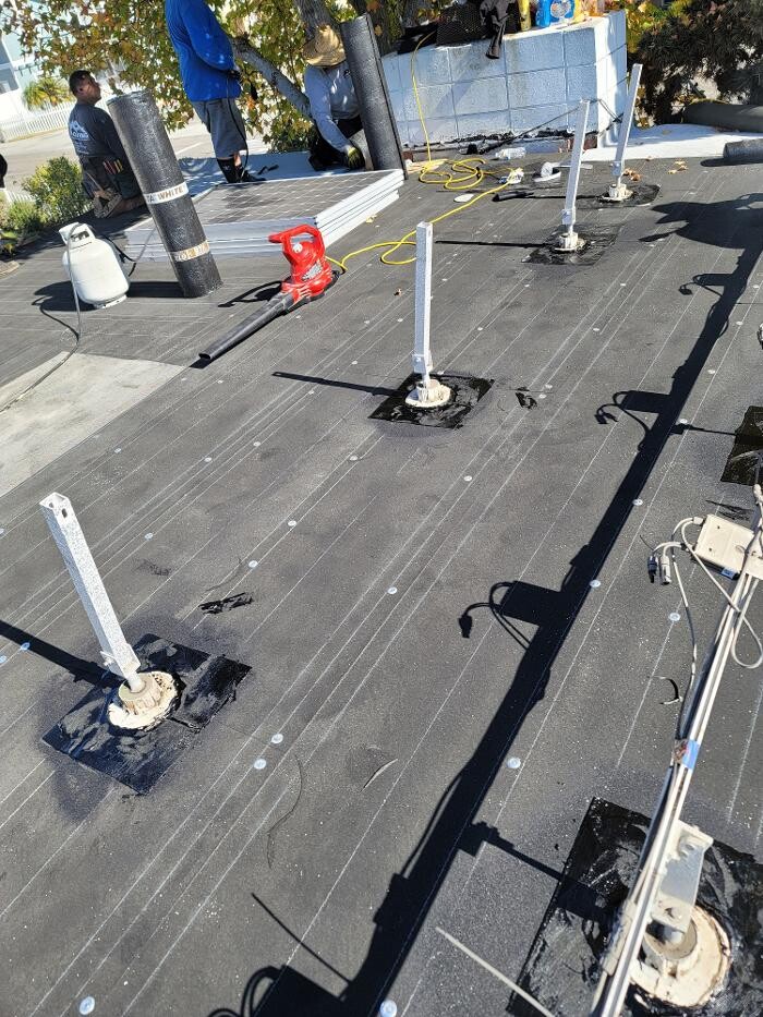 Images EC Renewables Inc