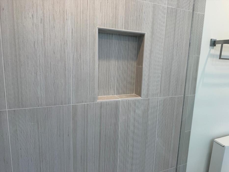 Images EC Renewables Inc