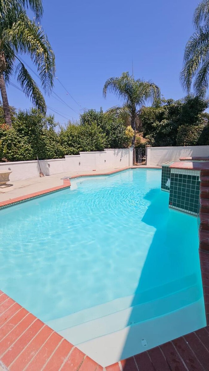 Images EC Renewables Inc