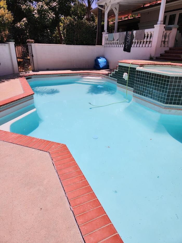 Images EC Renewables Inc