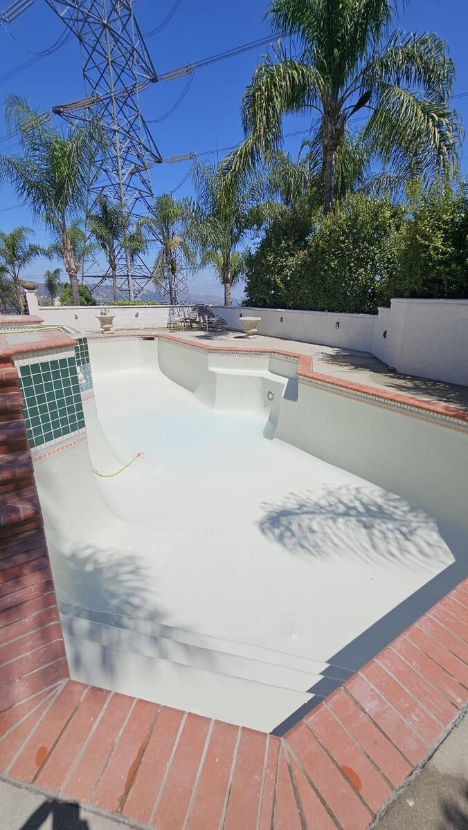 Images EC Renewables Inc