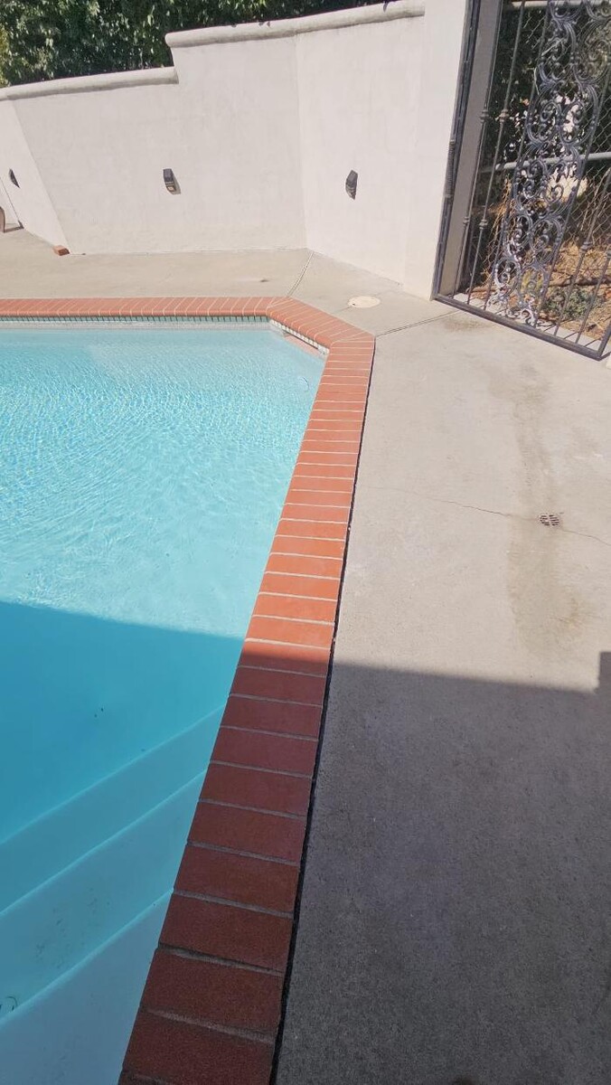 Images EC Renewables Inc