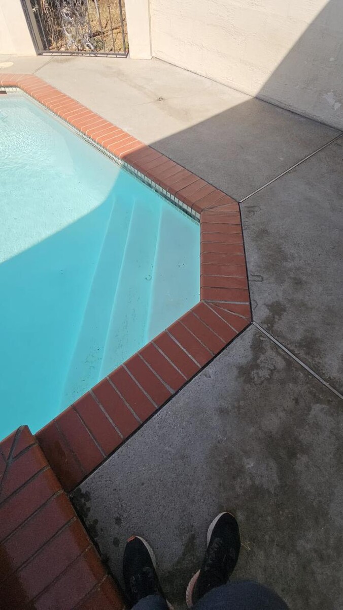 Images EC Renewables Inc