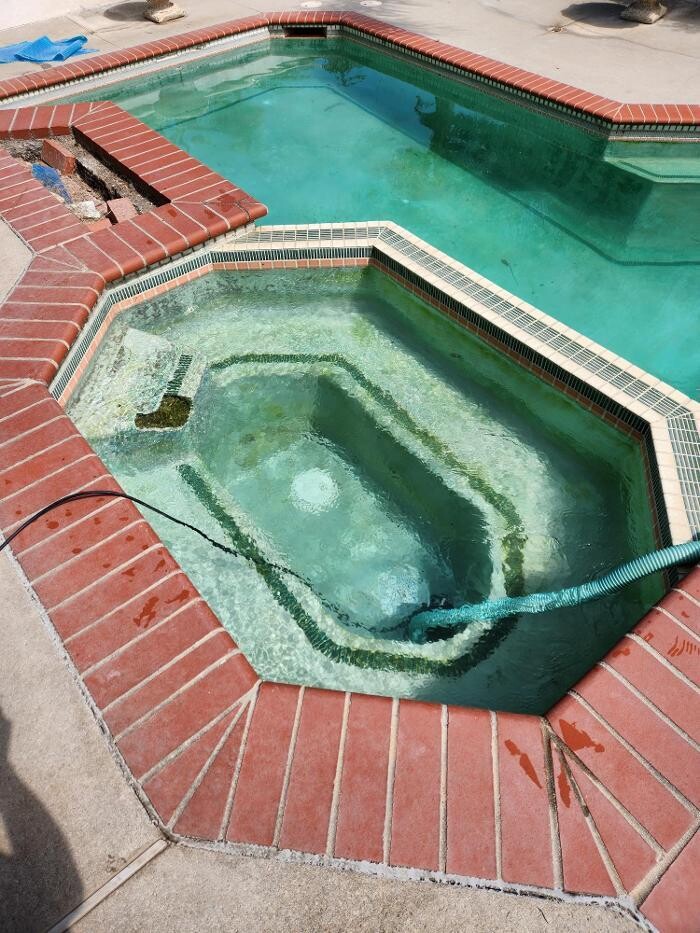 Images EC Renewables Inc