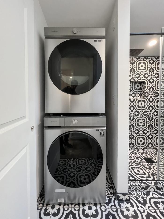 Images EC Renewables Inc