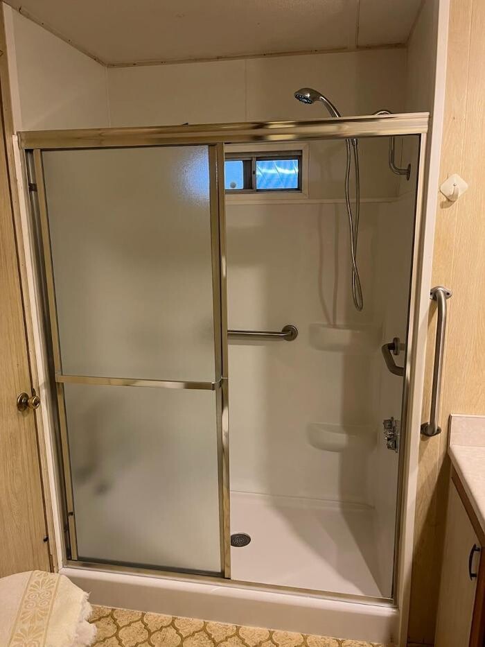 Images EC Renewables Inc