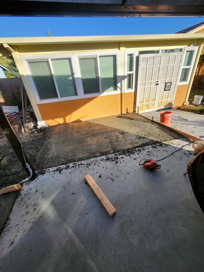 Images EC Renewables Inc