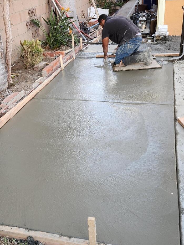 Images EC Renewables Inc