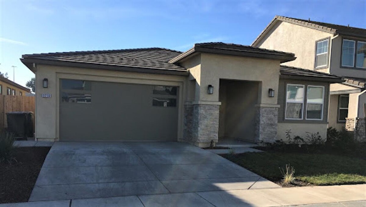 Images Cassle Garage Door Company