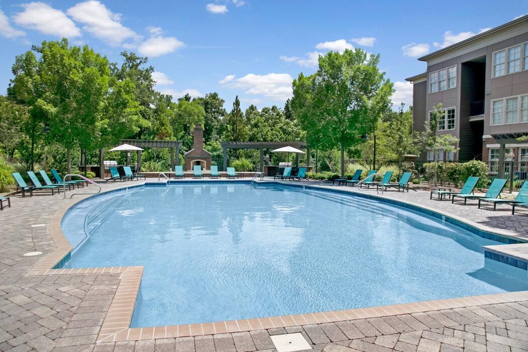 Images Providence Place Apartments