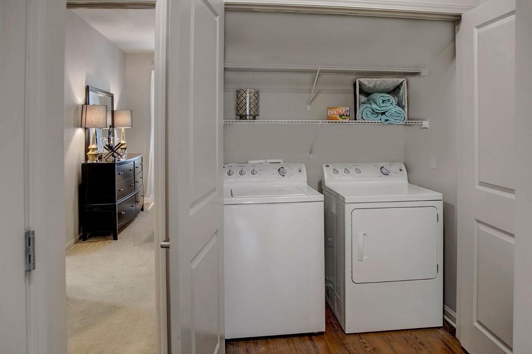 Images Providence Place Apartments