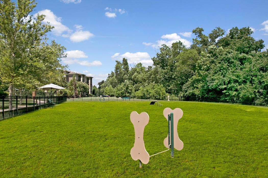 Images Providence Place Apartments