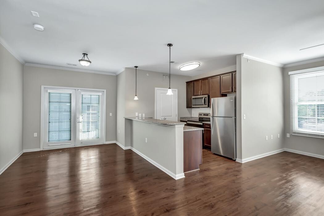 Images Providence Place Apartments