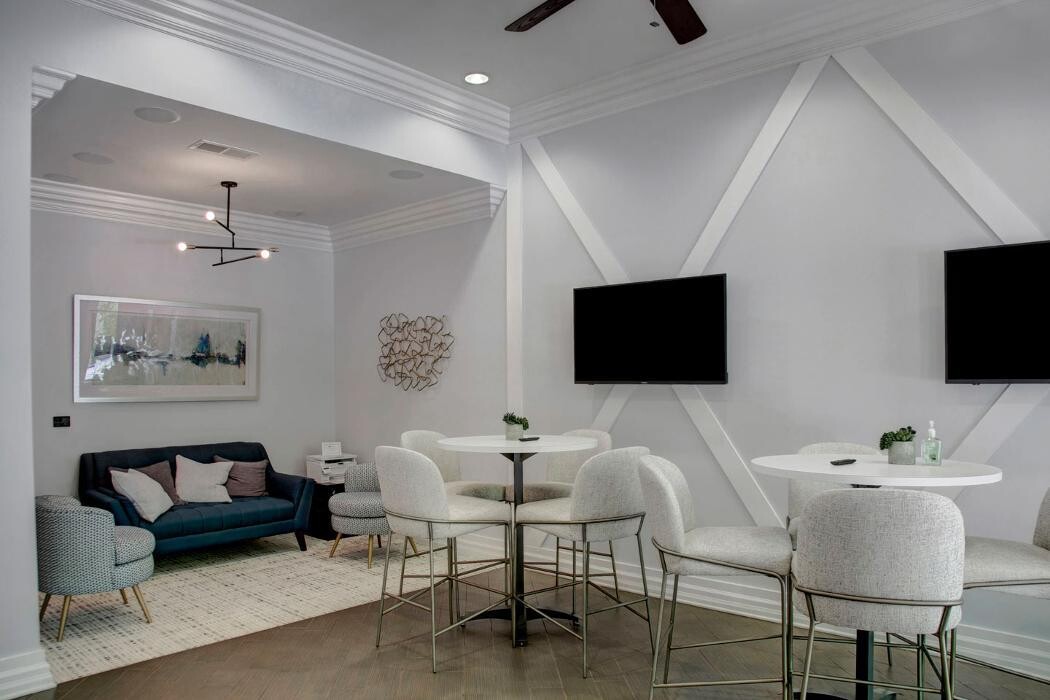 Images Providence Place Apartments