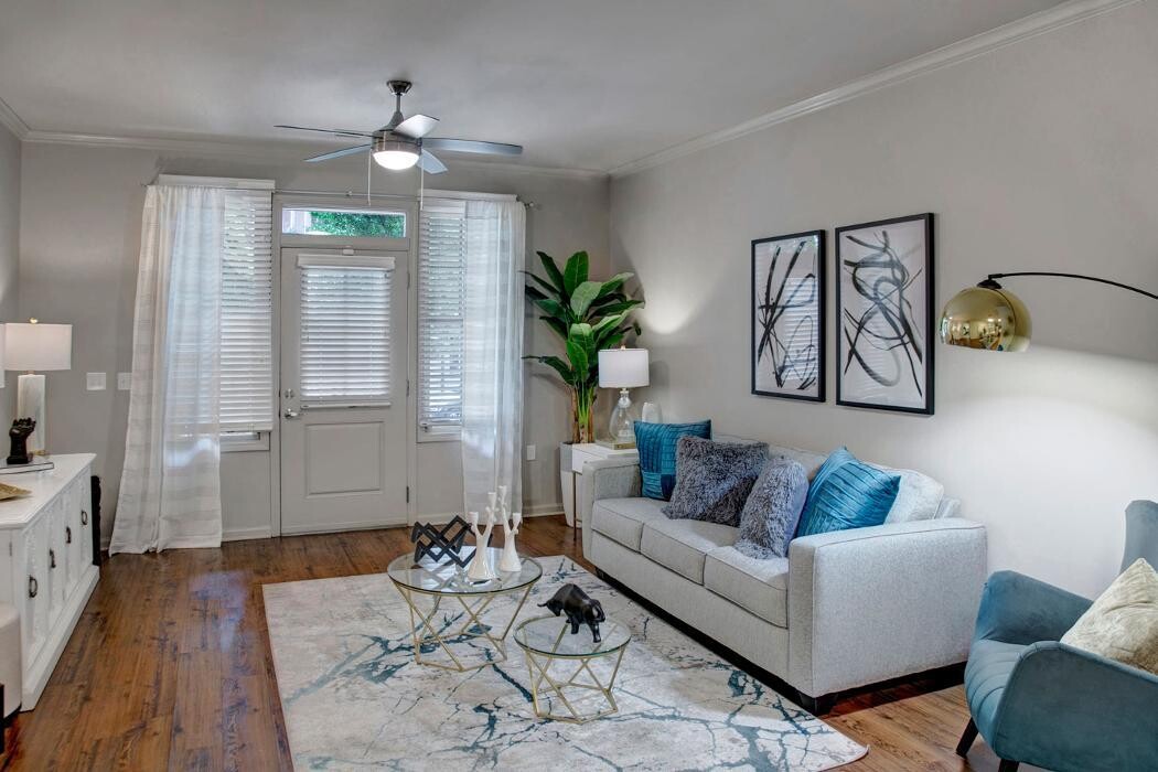 Images Providence Place Apartments