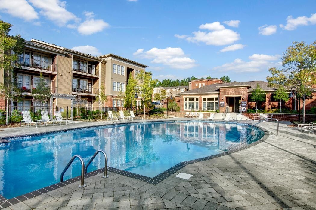 Images Providence Place Apartments