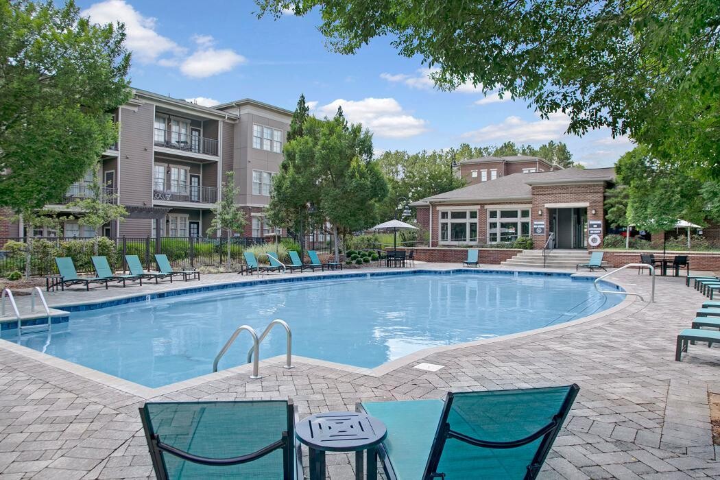 Images Providence Place Apartments