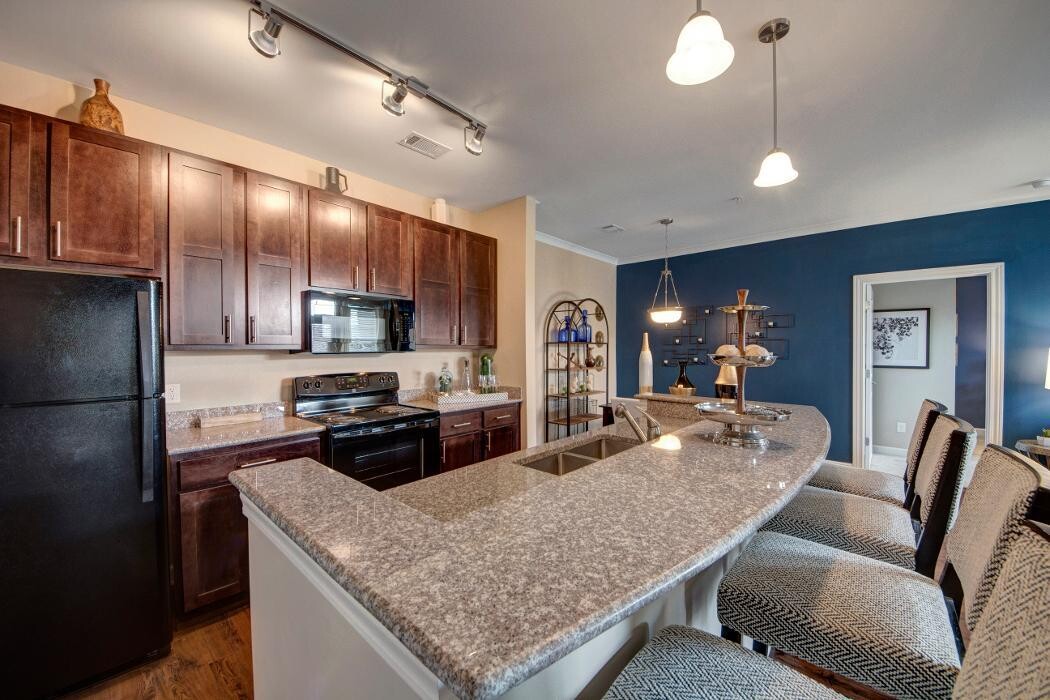 Images The Promenade Apartments at Pinnacle Hills