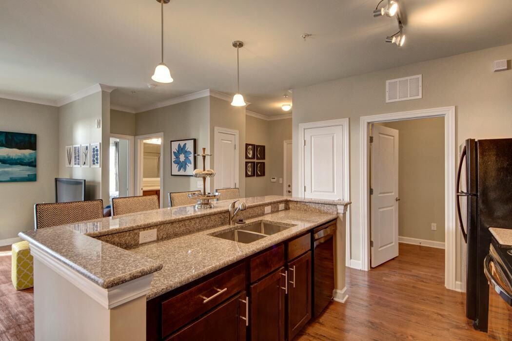 Images The Promenade Apartments at Pinnacle Hills