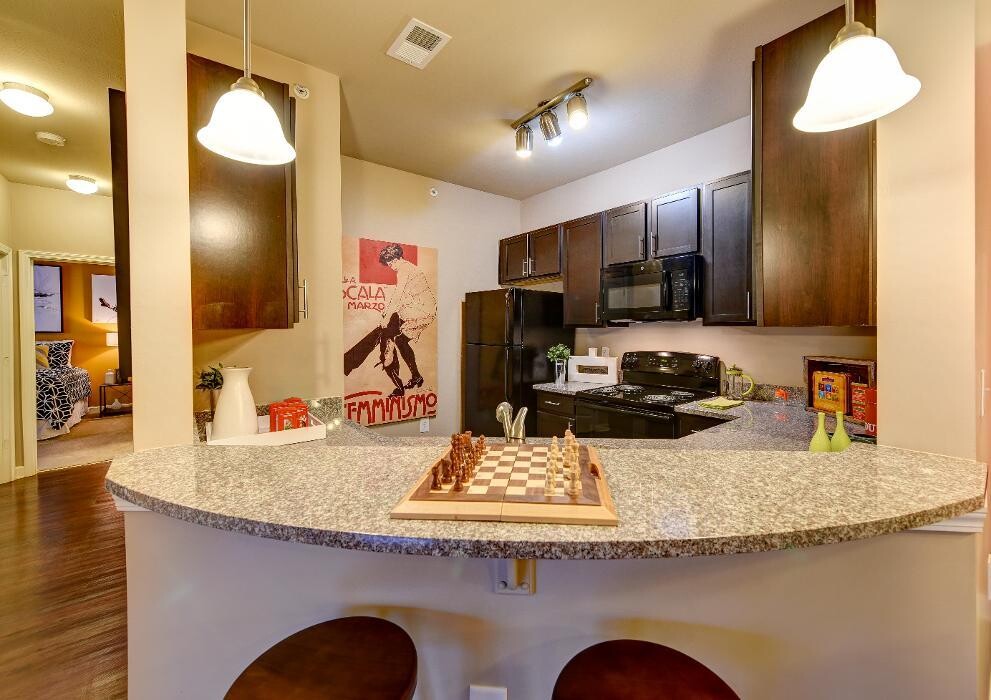 Images Wellsley Park Apartments