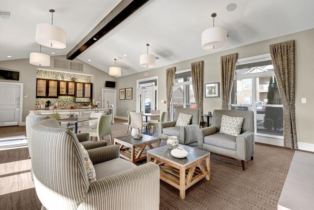 Images Wellsley Park Apartments