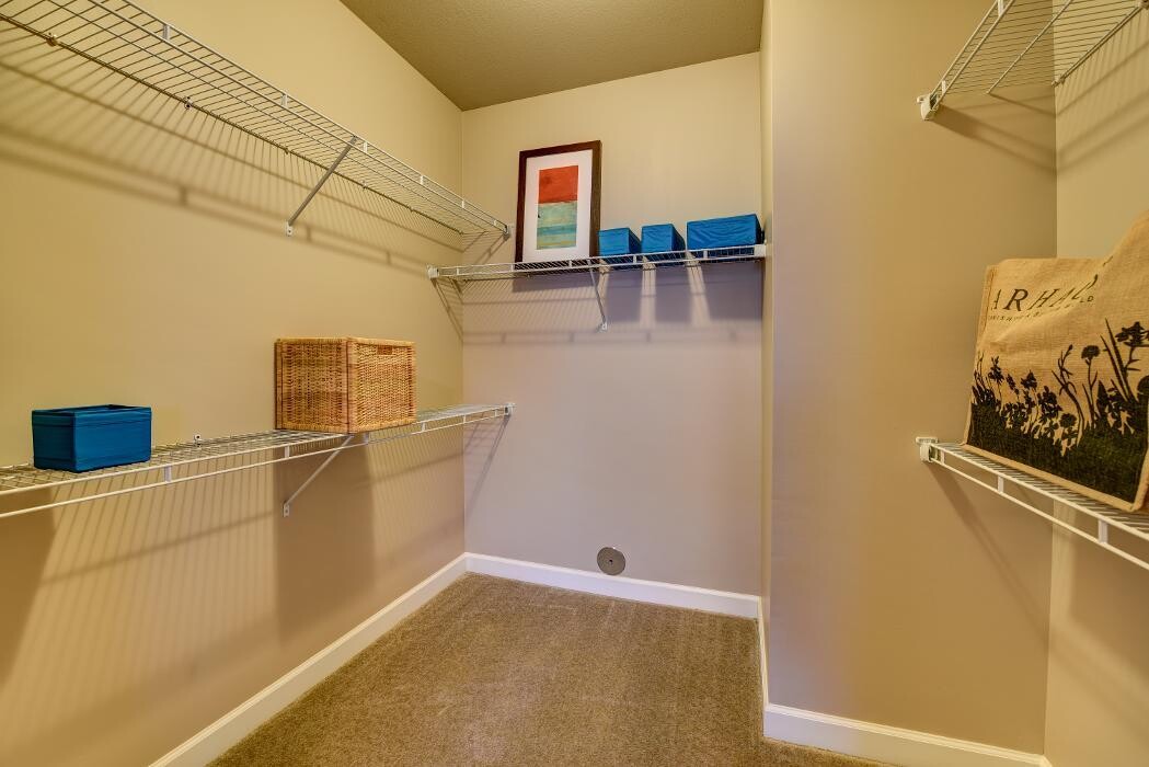 Images Wellsley Park Apartments