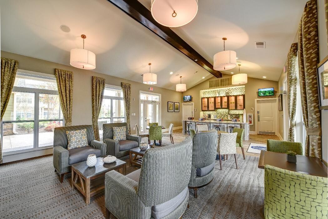 Images Wellsley Park Apartments