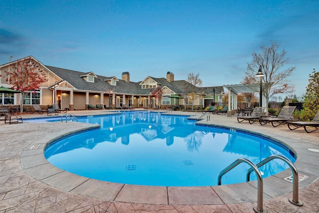 Images Wellsley Park Apartments