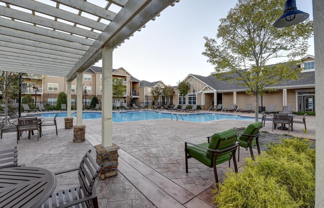 Images Wellsley Park Apartments