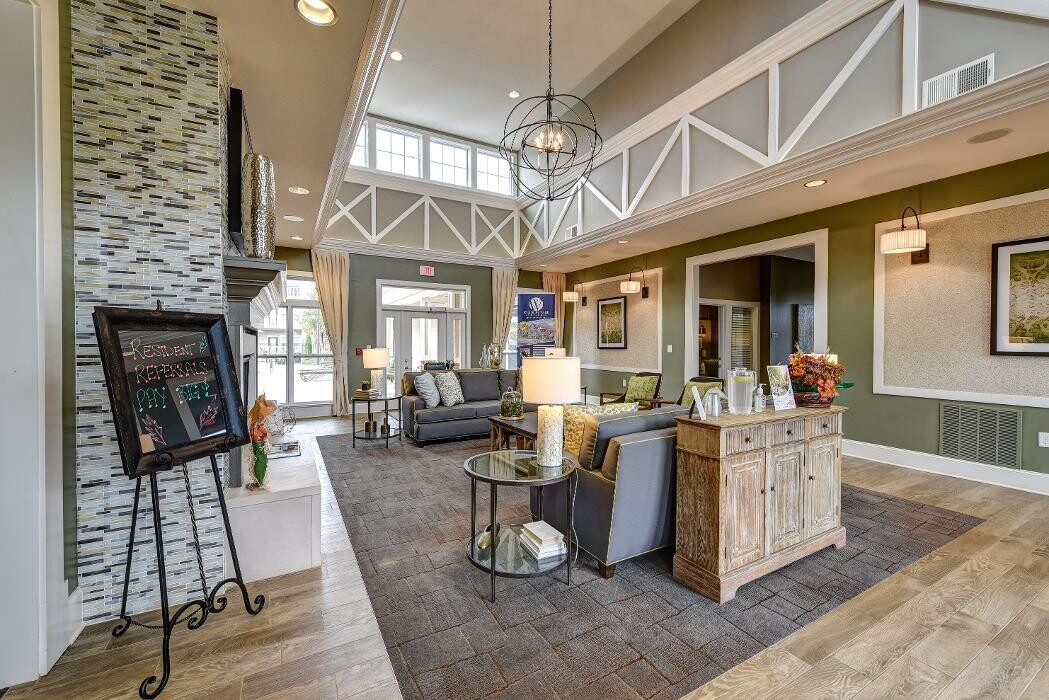 Images Wellsley Park Apartments