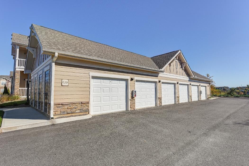 Images Wellsley Park Apartments