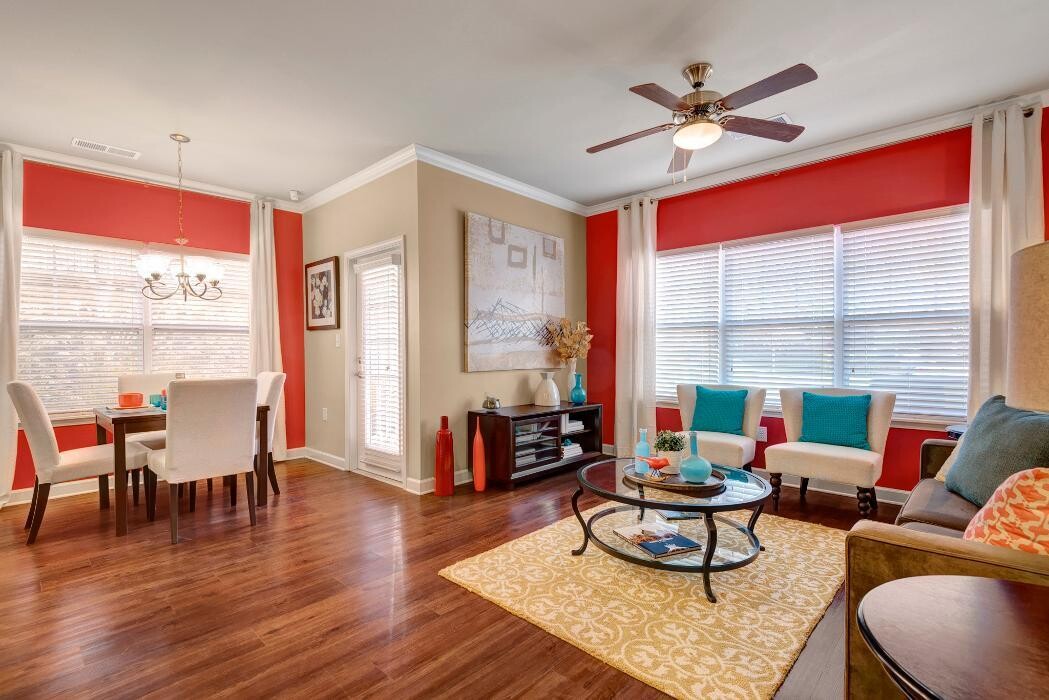 Images Wellsley Park Apartments