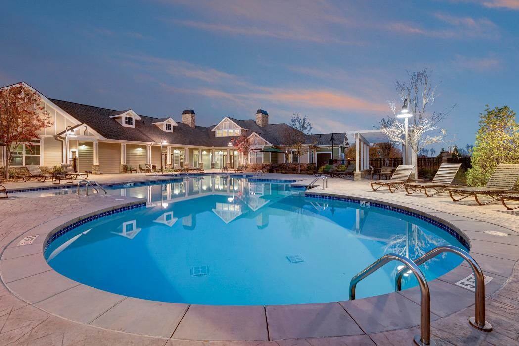 Images Wellsley Park Apartments